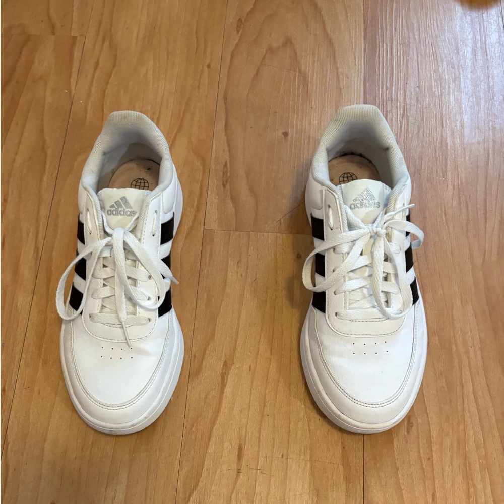 Adidas Classic White with Black Stripes Shoes - Picture 2 of 4